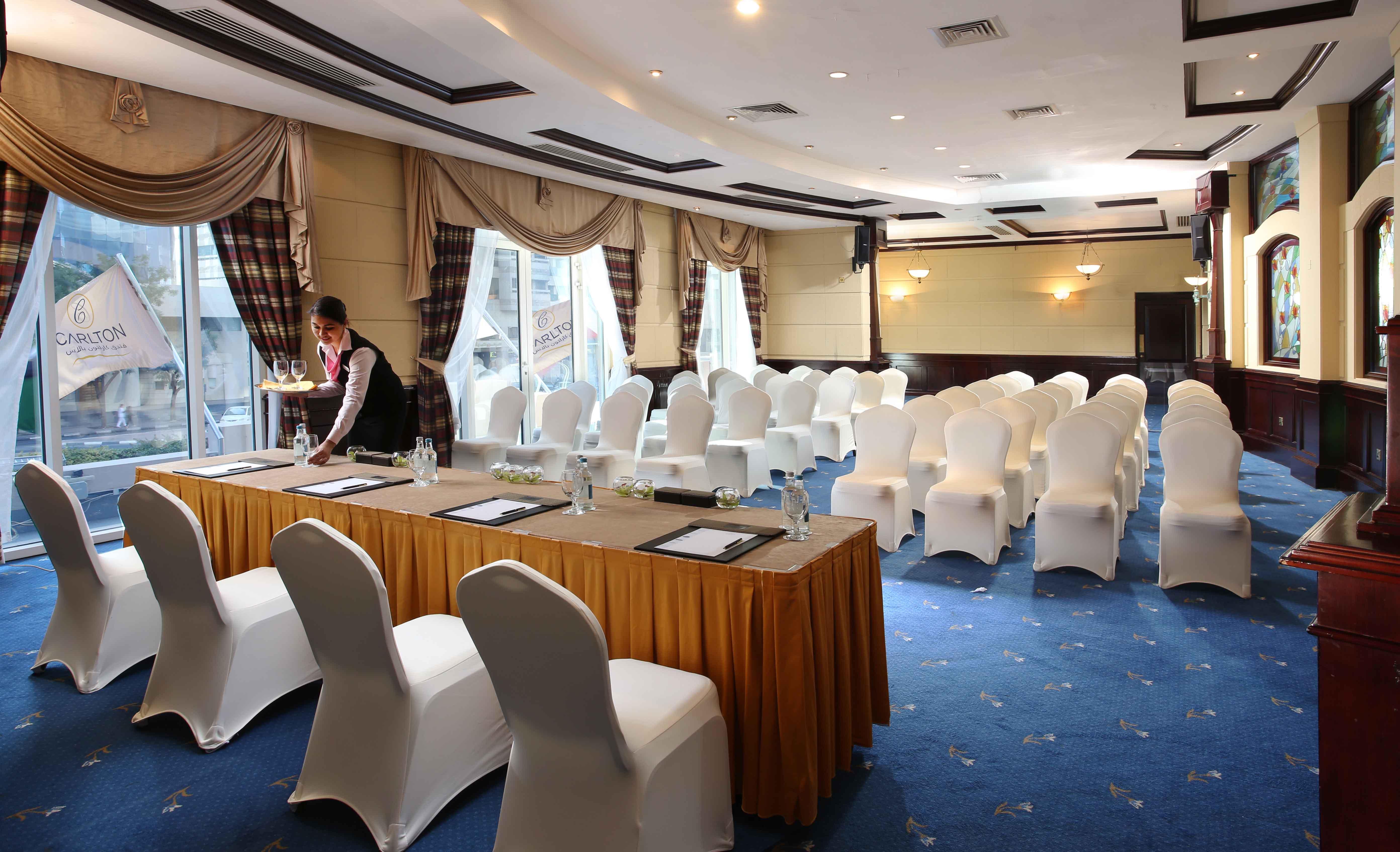 Knight Castle Hotel Dubai Eksteriør billede Meeting room