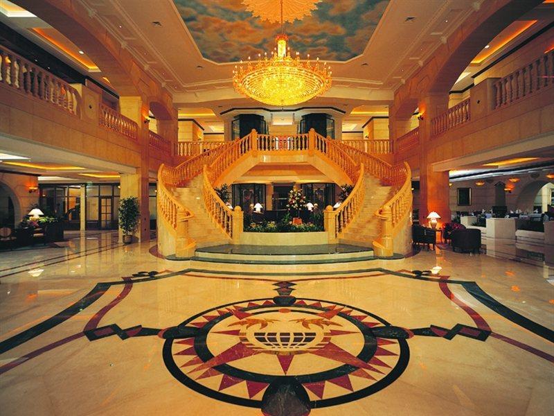 Knight Castle Hotel Dubai Interiør billede Lobby