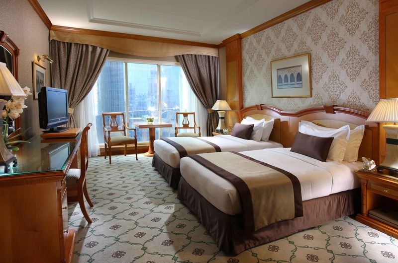 Knight Castle Hotel Dubai Eksteriør billede A room at the hotel