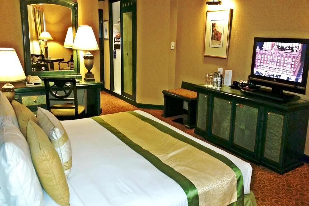 Knight Castle Hotel Dubai Eksteriør billede A room at the hotel