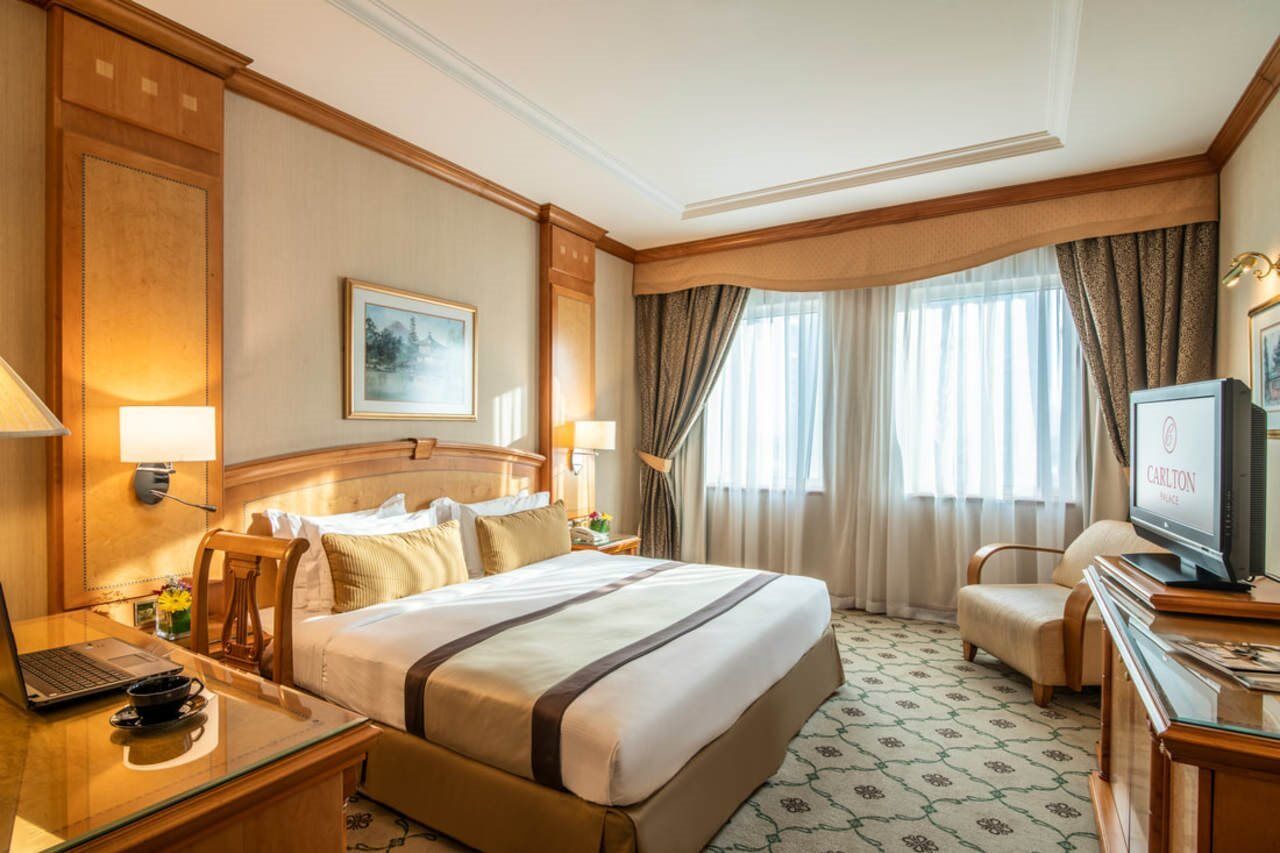 Knight Castle Hotel Dubai Eksteriør billede A room at the hotel